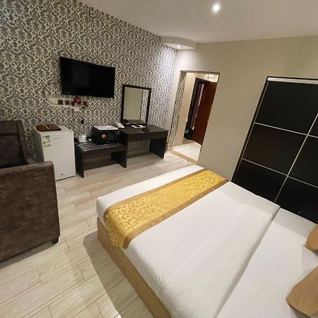 Nourth House Aparthotel アル・クライヤト エクステリア 写真